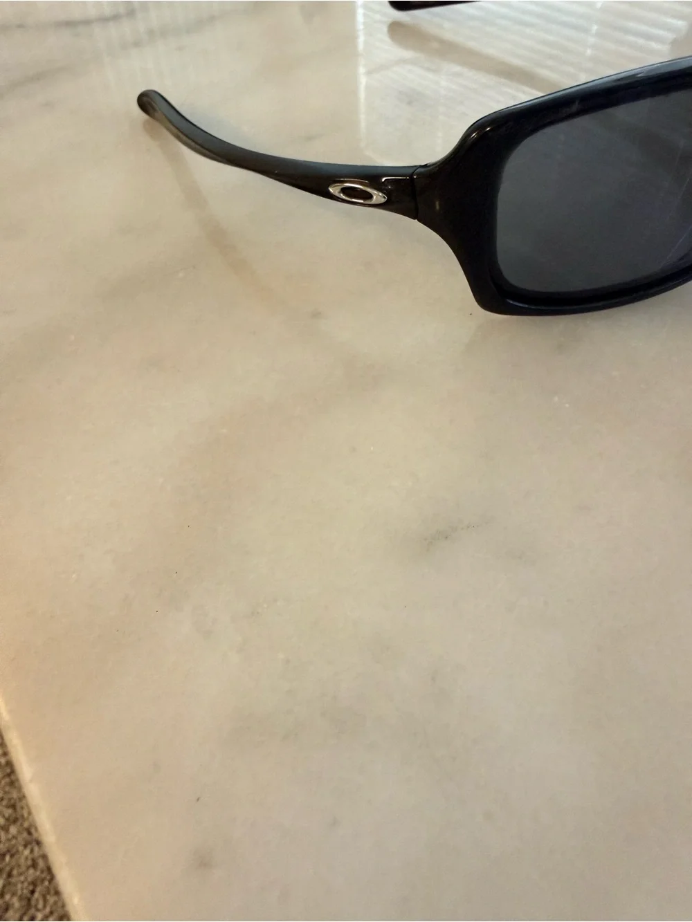Oakley sporty wraparound
